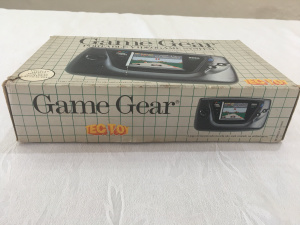 GameGearCaixaCinza 6.jpg