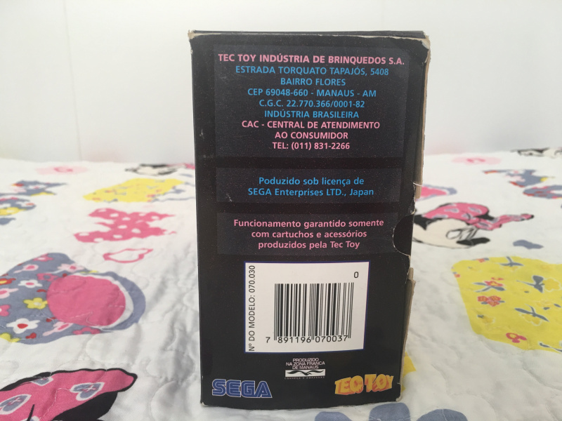 Arquivo:GameGearCaixaRoxa 05.jpg