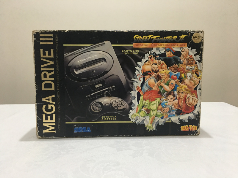 Arquivo:MegaDrive3comSF2 01.jpg