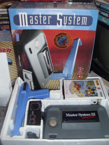 Master System Light Phaser Global Gladiators Caixa Aberta.jpeg
