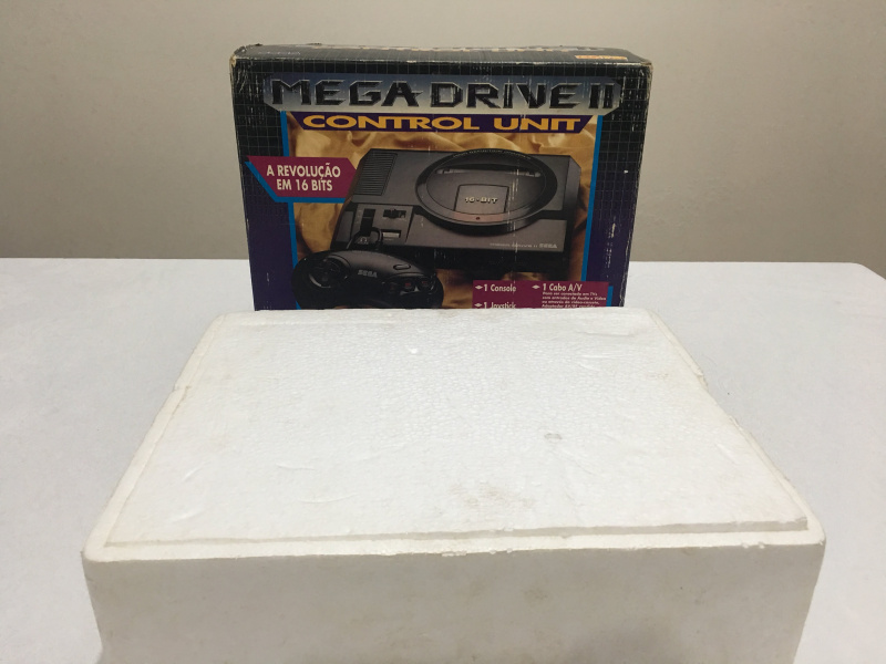 Arquivo:MegaDriveIIControlUnit 07.jpg