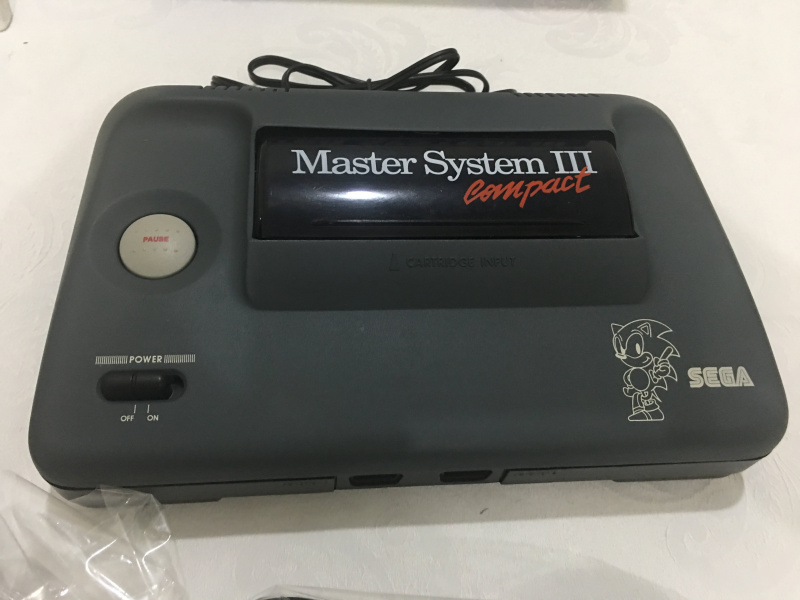 Arquivo:MasterSystem3Compactcom21Jogos 09.jpg