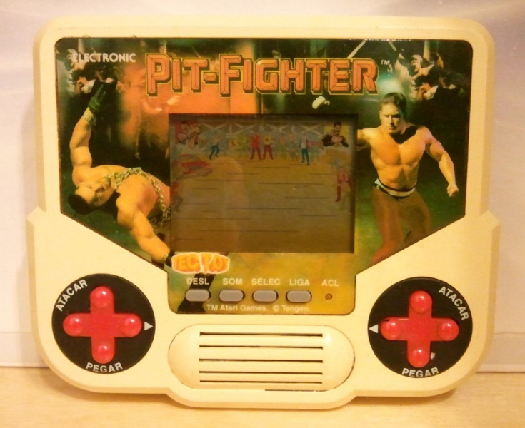Arquivo:Minigame Pit Fighter Frente 2.jpg
