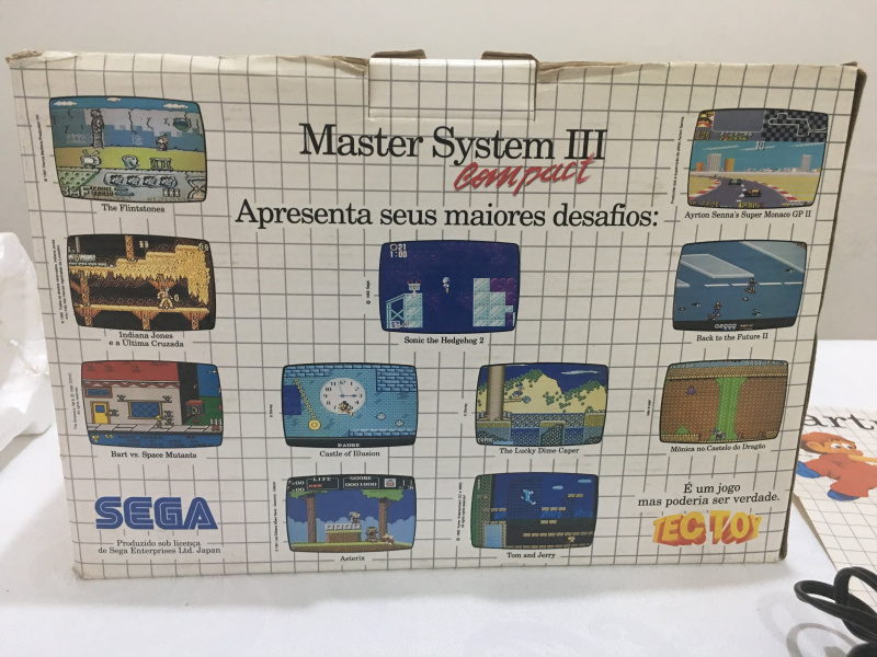 Arquivo:MasterSystem3CompactcomSonicCaixaBranca 02.jpg