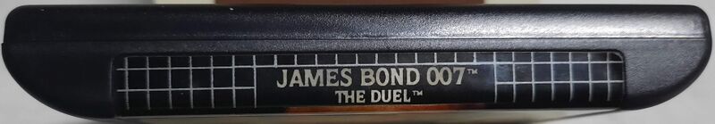 Arquivo:MDCartJamesBond007TheDuel c.jpg