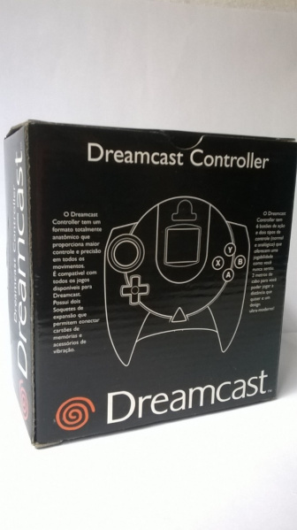 Arquivo:Controle Dremcast Trasnlúcido 03.jpg