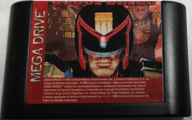 Arquivo:MDCartJudgeDredd f.jpg